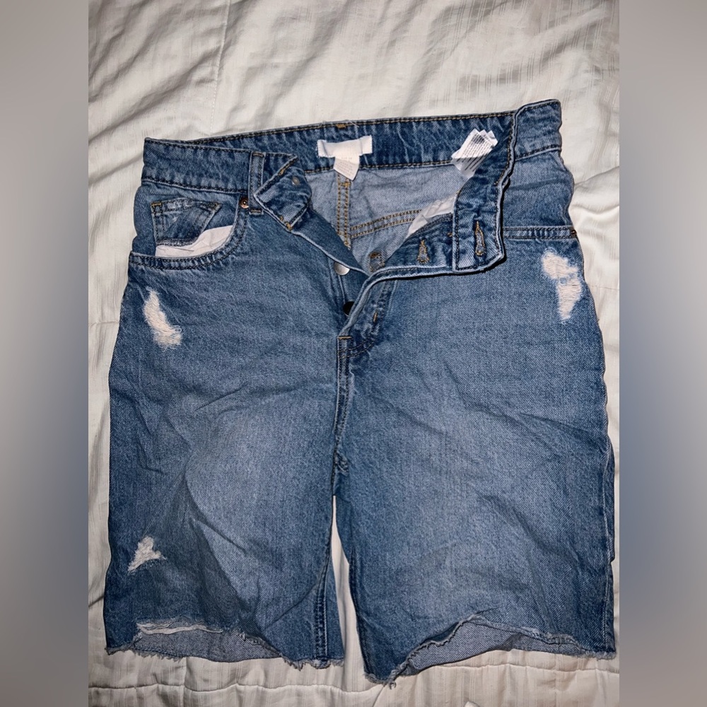H&M Bermuda Jean Shorts size 6